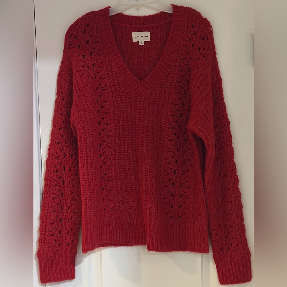 Lucky‎ Brand red vneck sweater women’s size Large